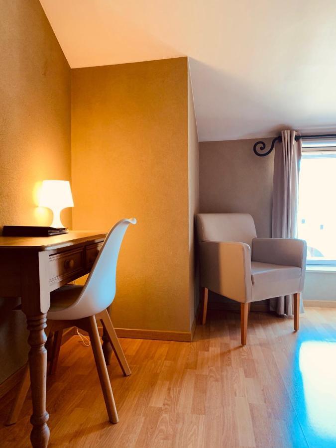 Hotel La Passerelle Grandhan Екстериор снимка